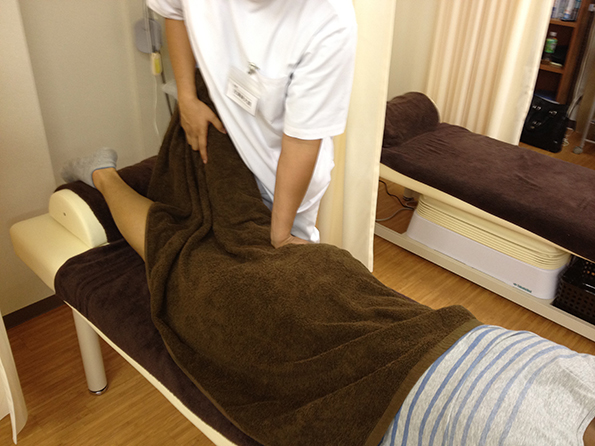 吉澤接骨院　施術